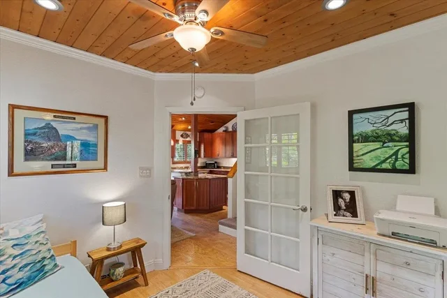 Listing Image for 15 Kulanihakoi St 17e 29 of 43