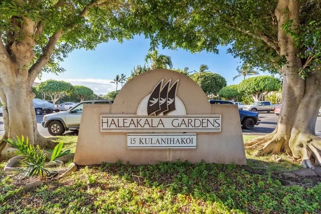 Listing Image for 15 Kulanihakoi St 17e 5 of 43