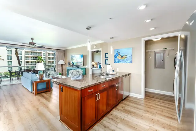 Listing Image for 130 Kai Malina Pkwy Sr305 9 of 43