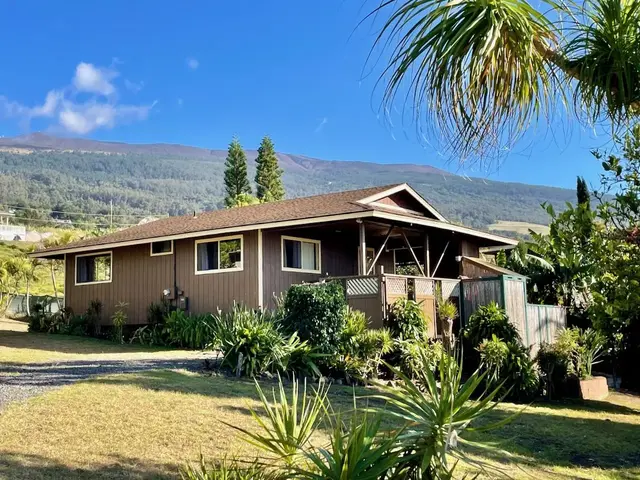 Listing Image for 77 Kahoea Pl 39 of 44