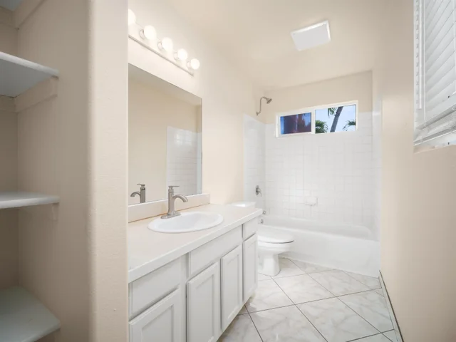 Listing Image for 568 Kailoa St 42 of 49