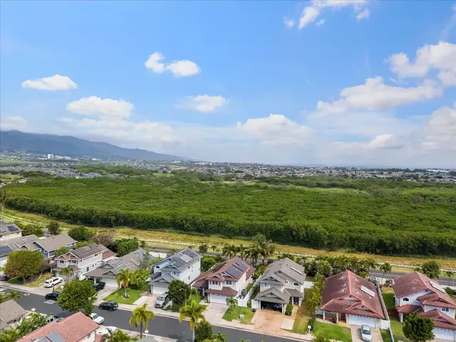 Listing Image for 28 Papahi Loop 21 of 50