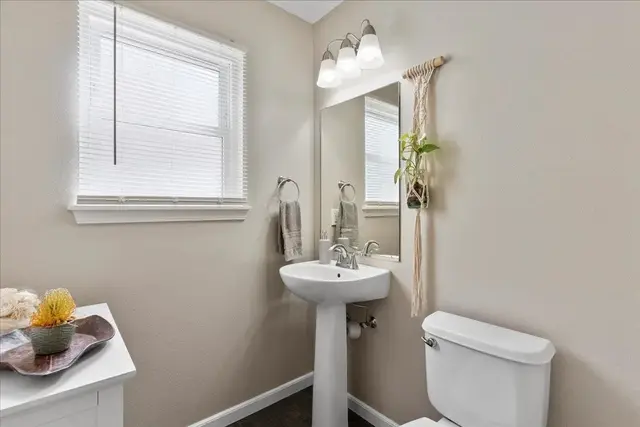 Listing Image for 28 Papahi Loop 44 of 50