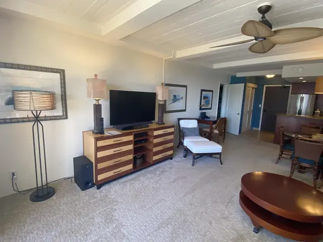 Listing Image for 2481 Kaanapali Pkwy 719u 5 of 39