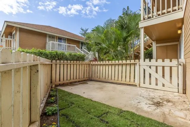 Listing Image for 140 Uwapo Rd 22-102 40 of 49