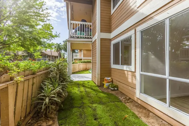 Listing Image for 140 Uwapo Rd 22-102 42 of 49