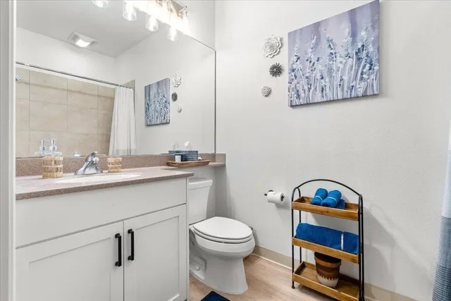 Listing Image for 141 Hoowaiwai Loop 2704 13 of 36