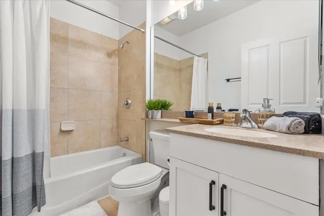 Listing Image for 141 Hoowaiwai Loop 2704 20 of 36