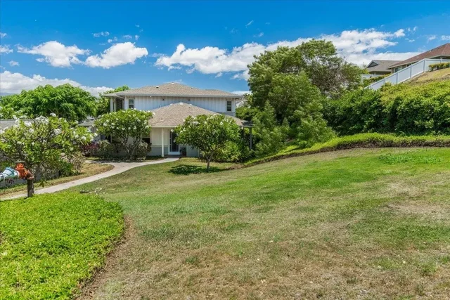 Listing Image for 141 Hoowaiwai Loop 2704 30 of 36