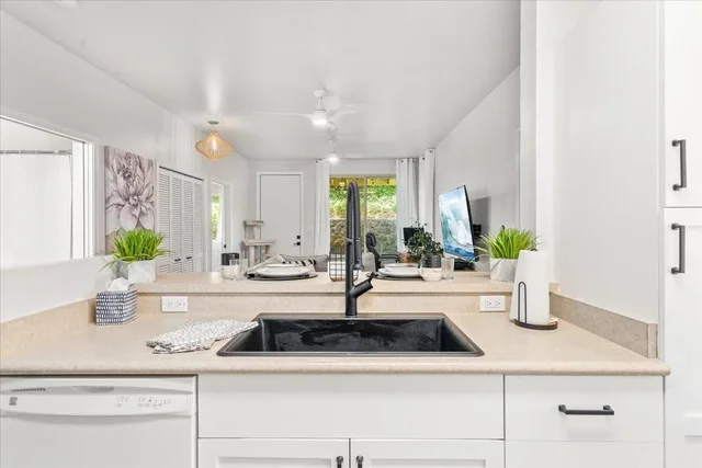 Listing Image for 141 Hoowaiwai Loop 2704 5 of 36