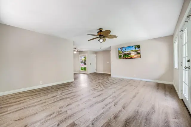 Listing Image for 480 Kenolio Rd Unit D 10 of 48