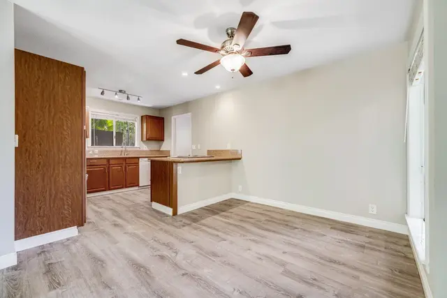 Listing Image for 480 Kenolio Rd Unit D 14 of 48