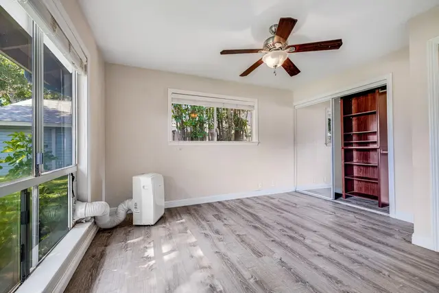 Listing Image for 480 Kenolio Rd Unit D 25 of 48