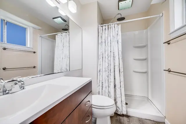 Listing Image for 480 Kenolio Rd Unit D 27 of 48