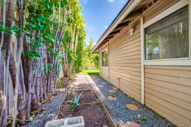 Listing Image for 480 Kenolio Rd Unit D 43 of 48