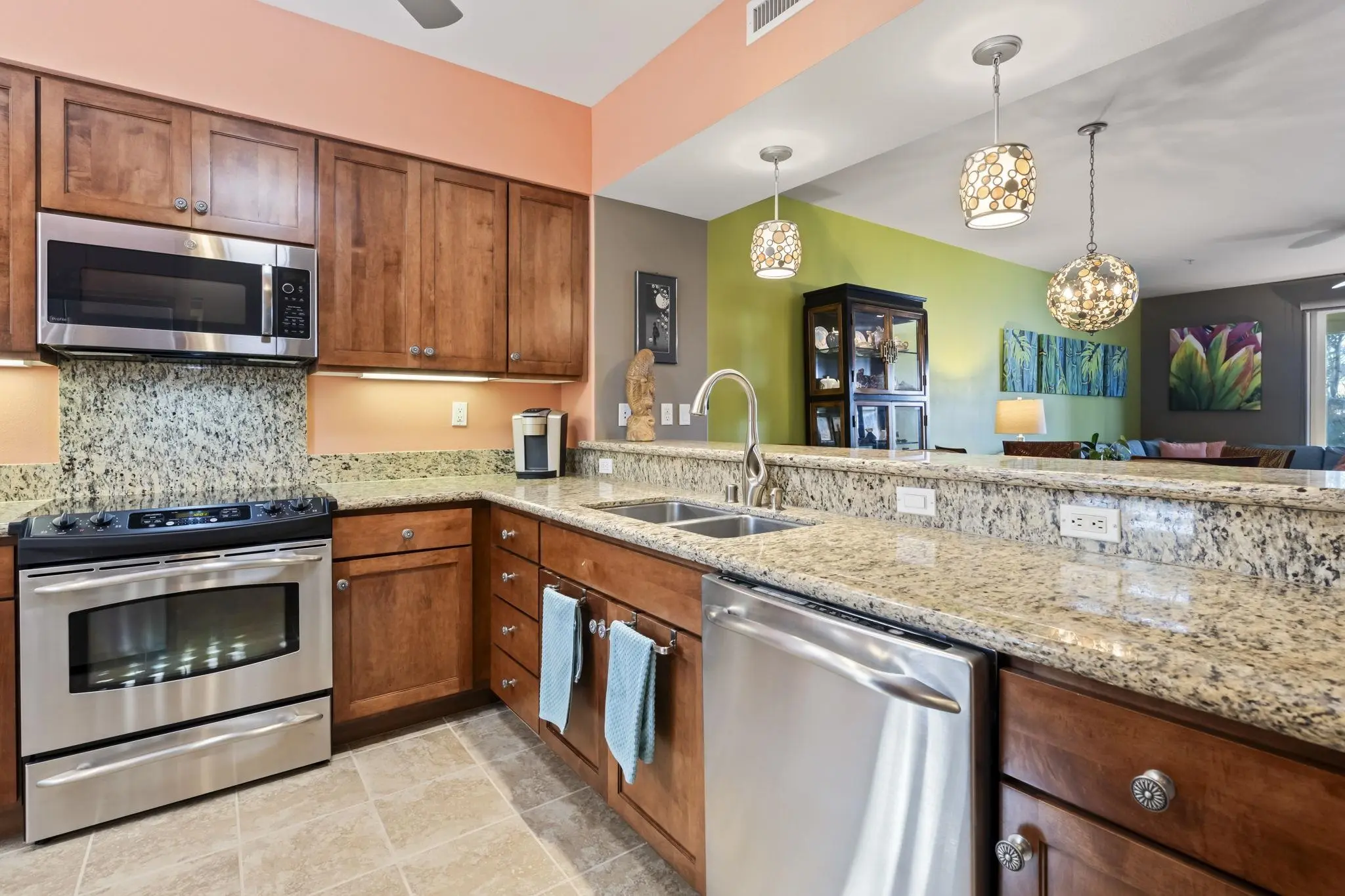 Photo of Listing #407497