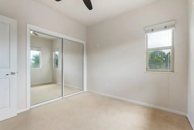 Listing Image for 119 Hoowaiwai Loop 906 27 of 39