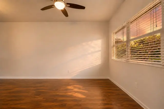 Listing Image for 119 Hoowaiwai Loop 906 35 of 39
