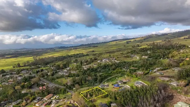 Listing Image for 1 Haleakala Hwy 3 of 17