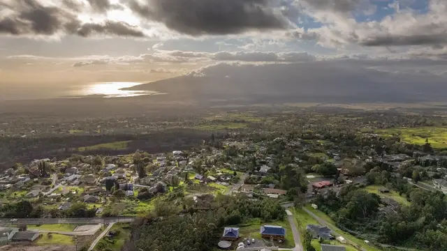 Listing Image for 1 Haleakala Hwy 4 of 17