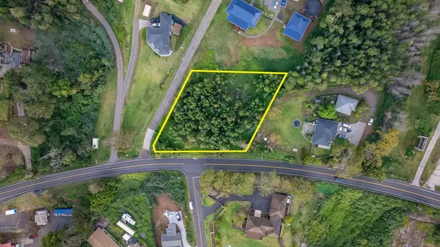 Listing Image for 1 Haleakala Hwy 9 of 17