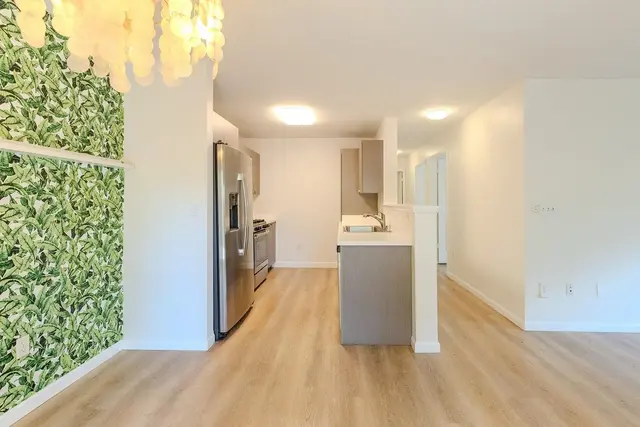 Listing Image for 56 Kihalani St 1203 4 of 29