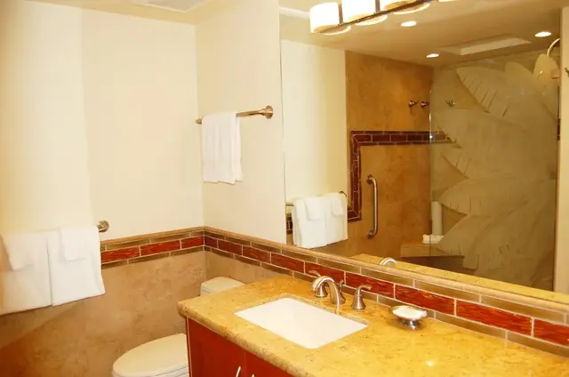 Listing Image for 2481 Kaanapali Pkwy 608 J 13 of 40