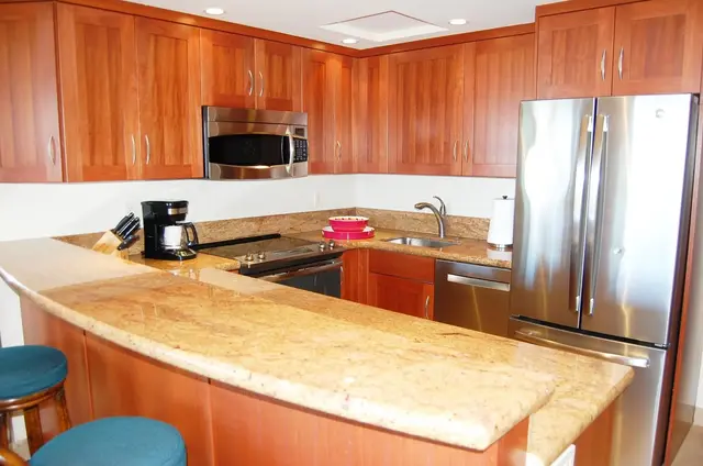 Listing Image for 2481 Kaanapali Pkwy 608 J 2 of 40