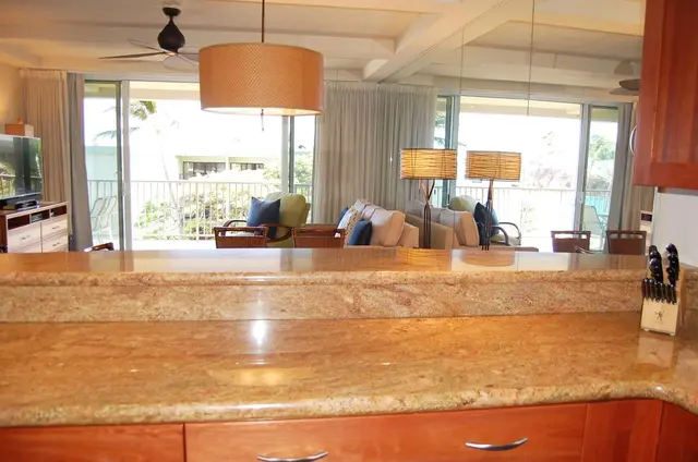 Listing Image for 2481 Kaanapali Pkwy 608 J 4 of 40