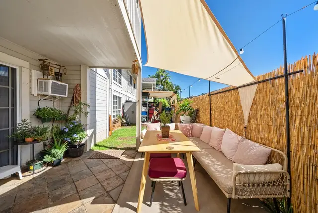 Listing Image for 160 Keonekai Rd 9-101 17 of 23