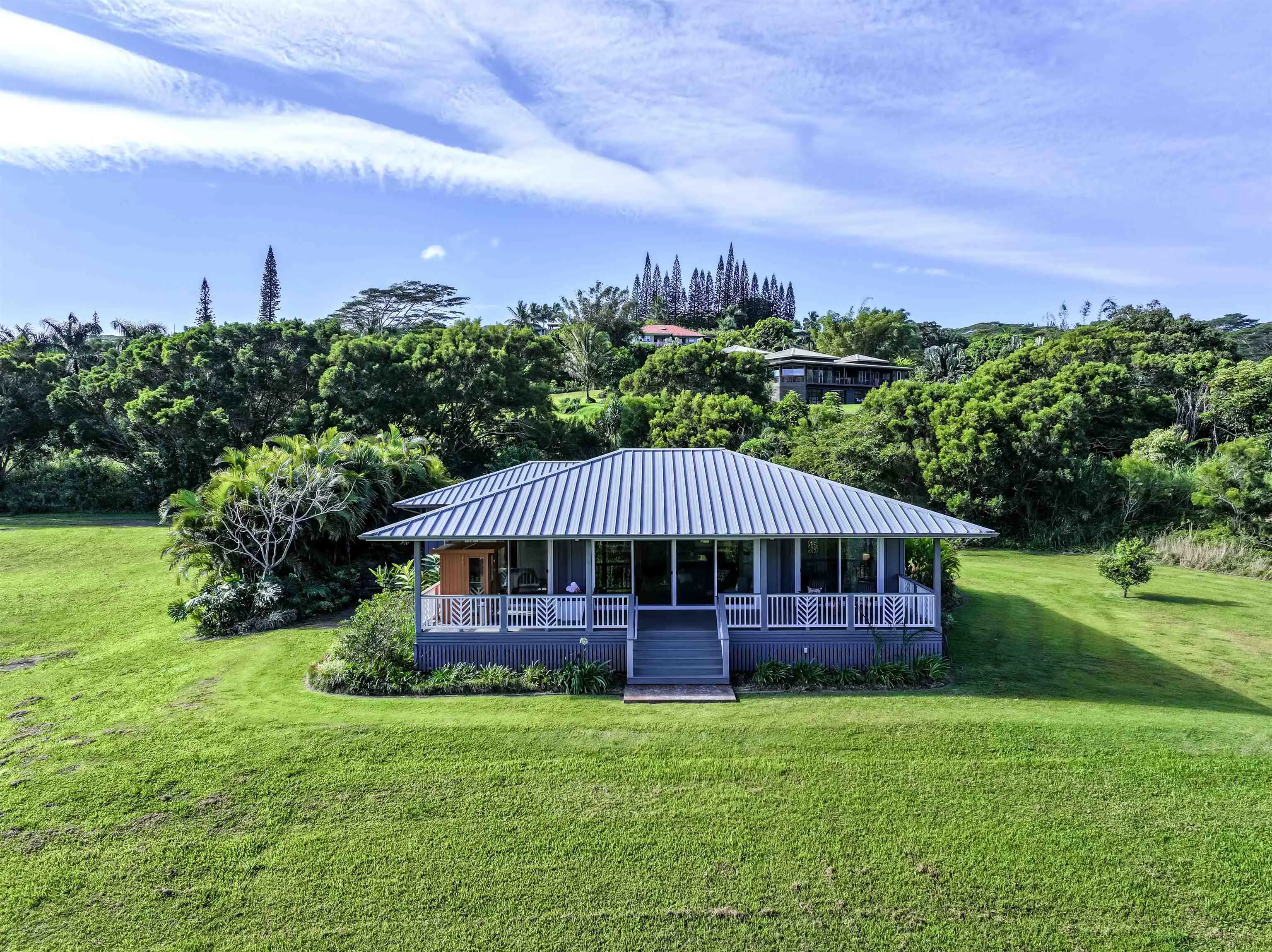 Photo of Listing #408255