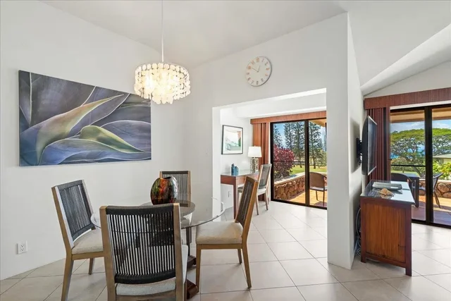 Listing Image for 500 Kapalua Dr 25 P 3-4 14 of 50