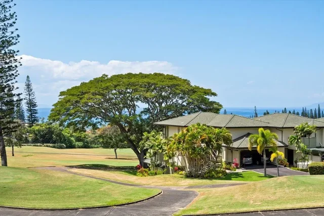 Listing Image for 500 Kapalua Dr 25 P 3-4 36 of 50
