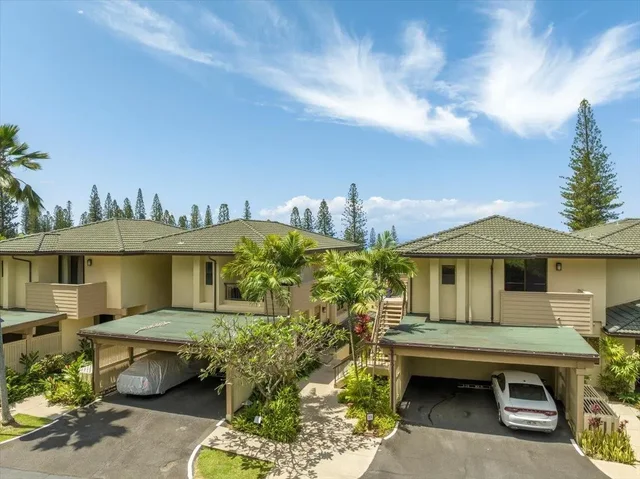 Listing Image for 500 Kapalua Dr 25 P 3-4 37 of 50