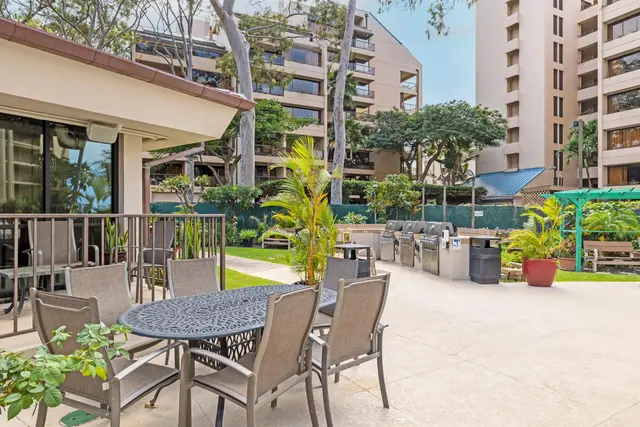 Listing Image for 4327 Lower Honoapiilani Rd 402b 21 of 38