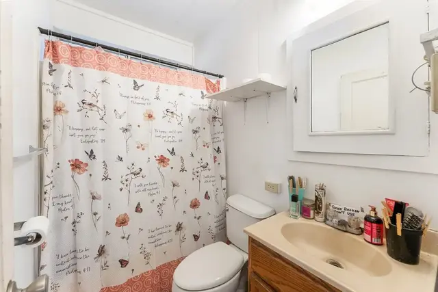 Listing Image for 401 S Kamehameha Ave 13 of 25