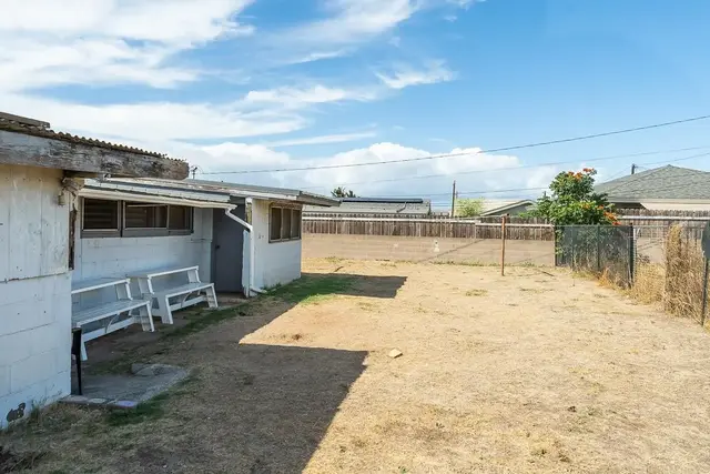 Listing Image for 401 S Kamehameha Ave 17 of 25