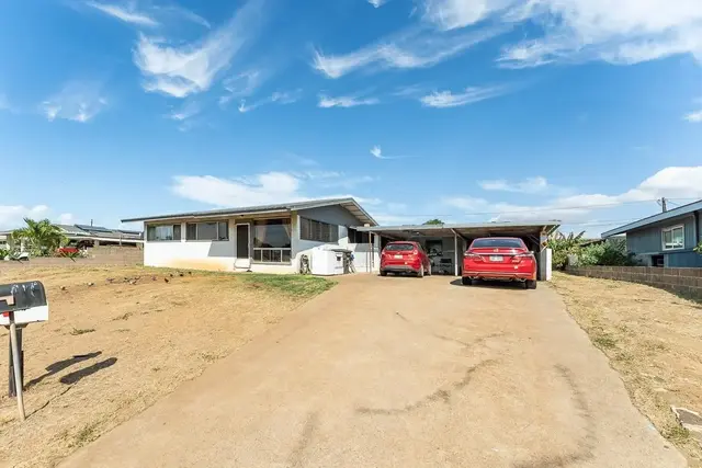 Listing Image for 401 S Kamehameha Ave 2 of 25