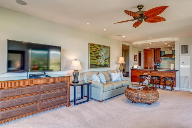 Listing Image for 2481 Kaanapali Pkwy 821/823 10 of 37