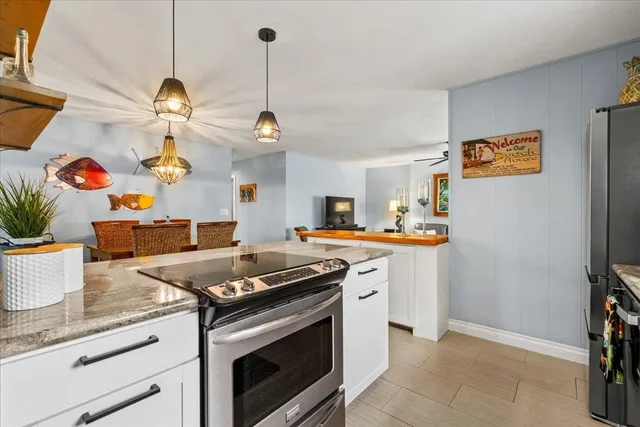 Listing Image for 219 Hoohale Pl 10 of 42