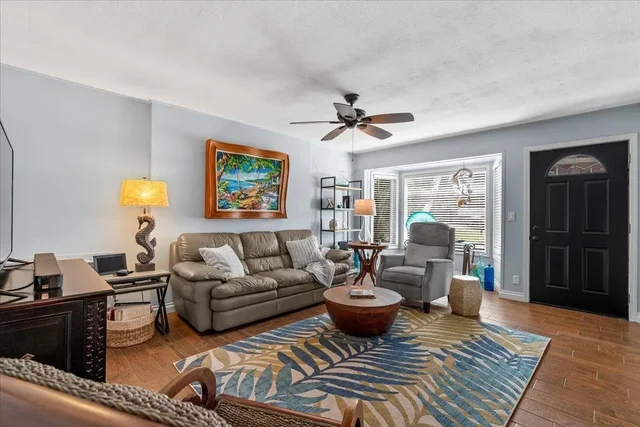 Listing Image for 219 Hoohale Pl 17 of 42