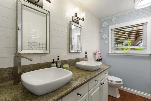 Listing Image for 219 Hoohale Pl 33 of 42