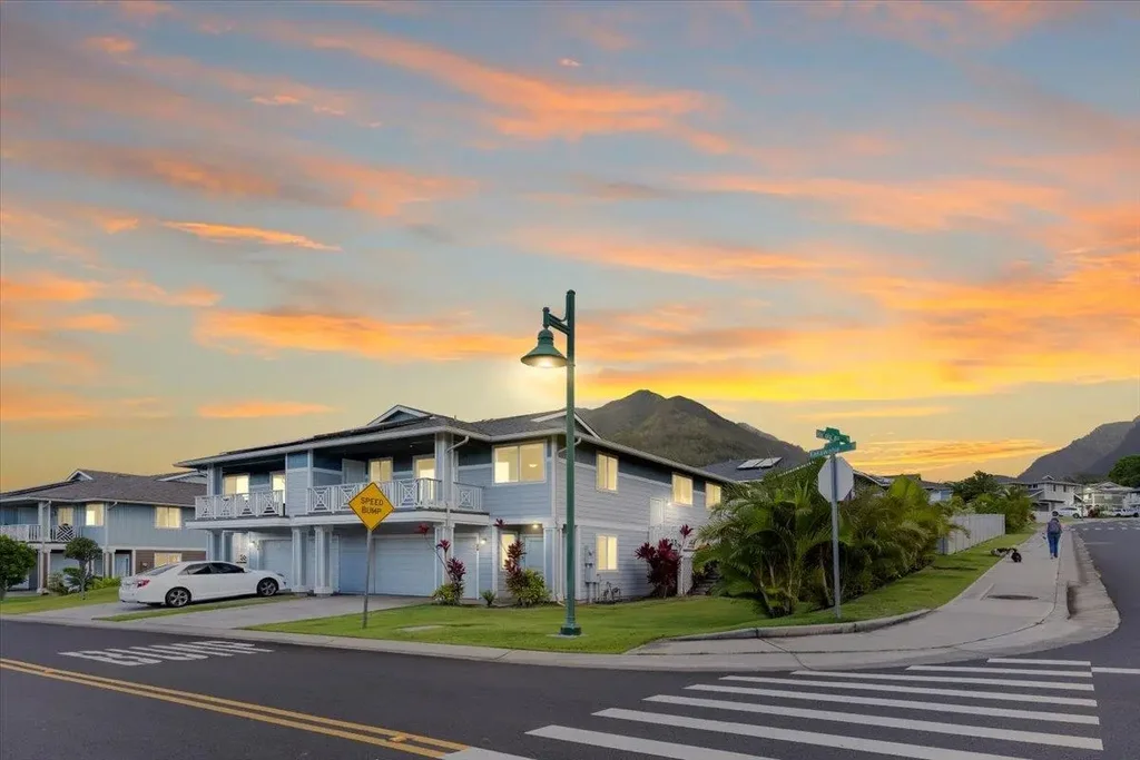 35 Kakawahie St 92, Wailuku