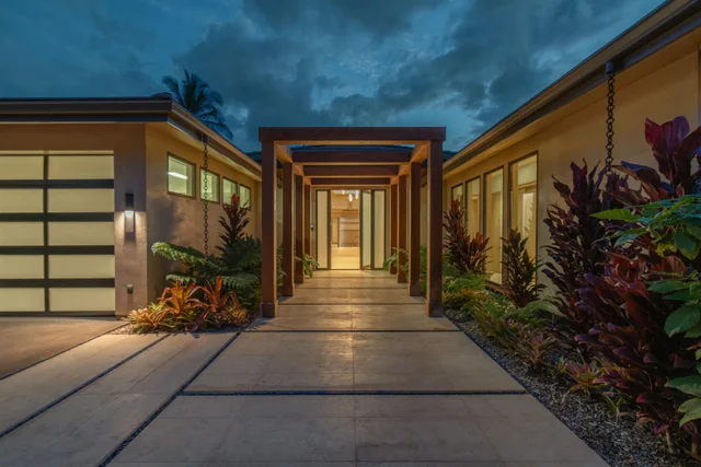 Listing Image for 184 Lolowaa Pl 2 of 50