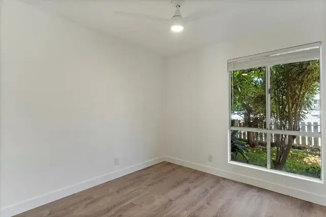 Listing Image for 140 Uwapo Rd 37-103 14 of 38