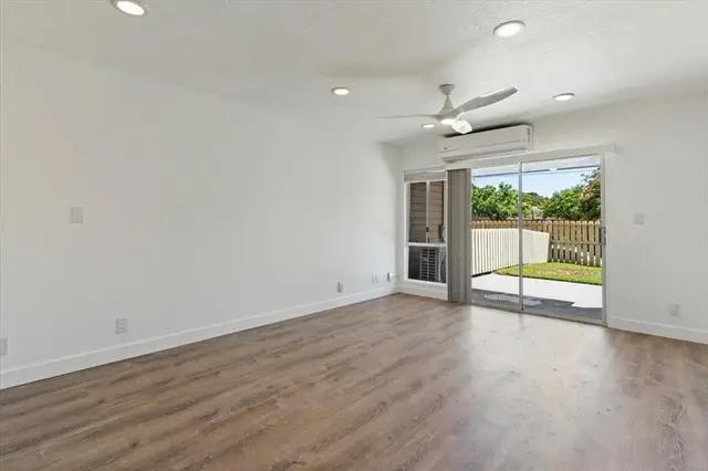 Listing Image for 140 Uwapo Rd 37-103 27 of 38