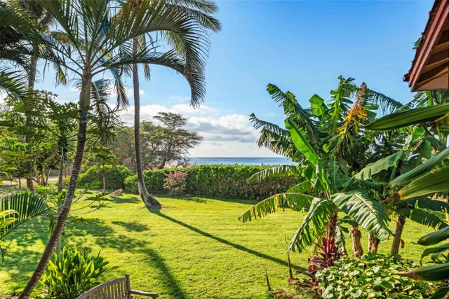 Listing Image for 2944 Kalua Koi Rd 15 of 47