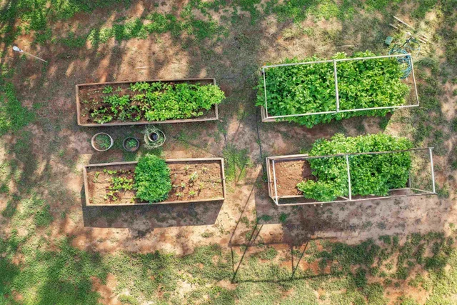 Listing Image for 2944 Kalua Koi Rd 39 of 47