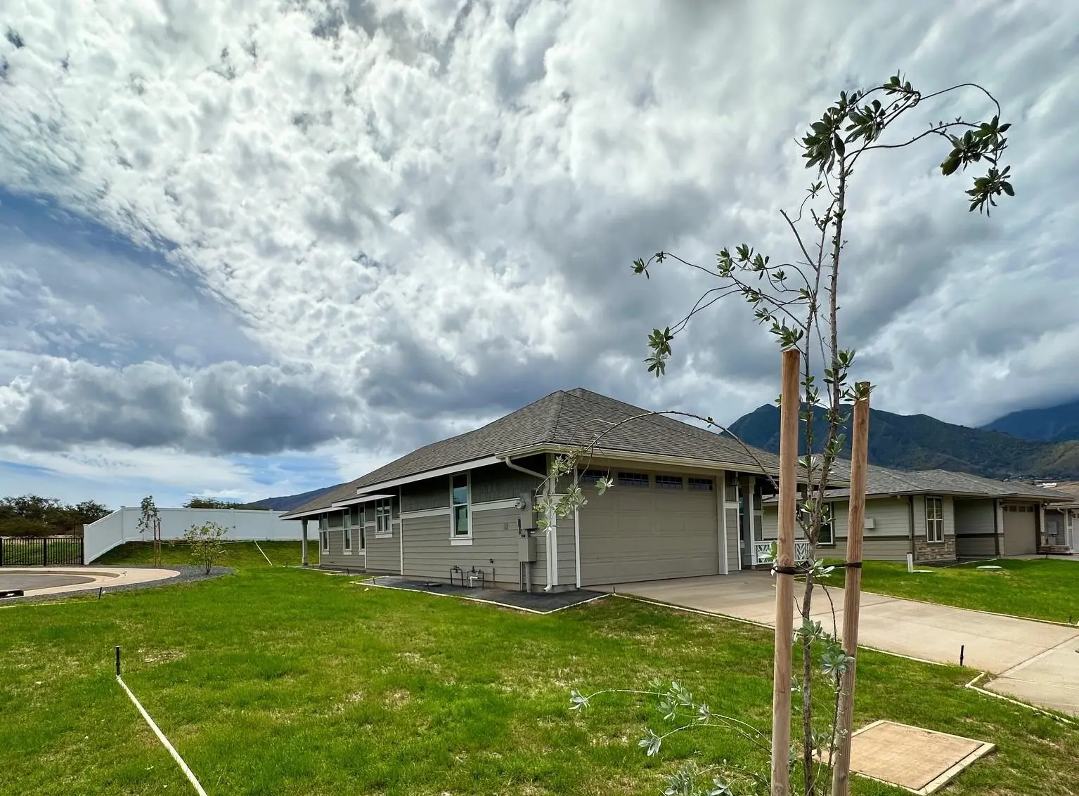 Photo of Listing #406016