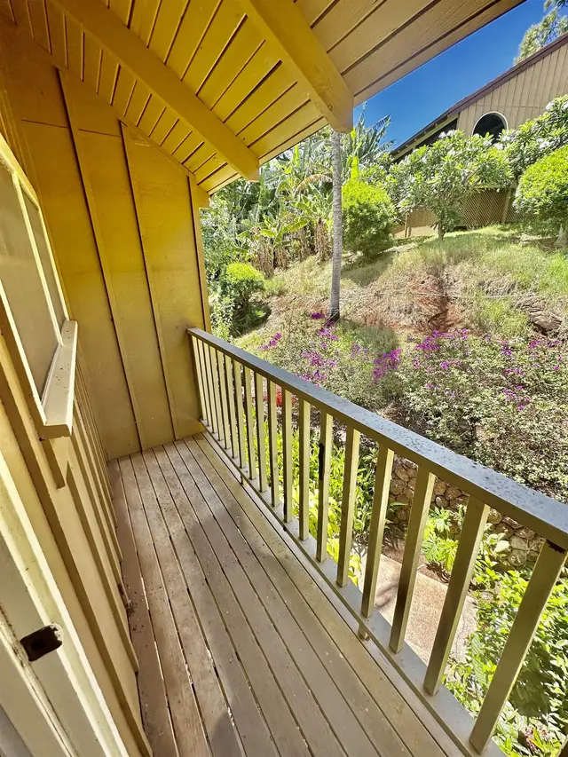 Listing Image for 100 Lio Pl O2 25 of 43